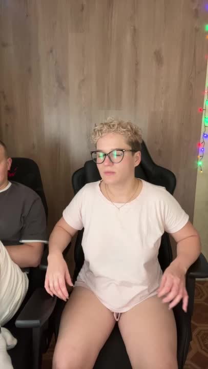 MrMrsRight Live Sex December 14, 2025