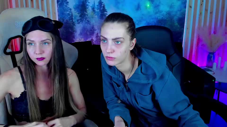 emilywiled Live Sex December 17, 2025