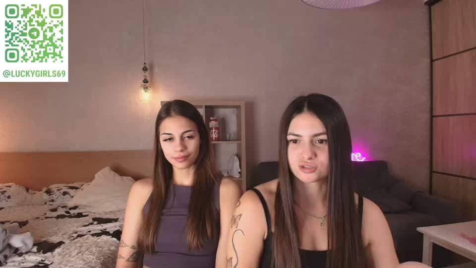 caressyourself Live Sex December 13, 2025