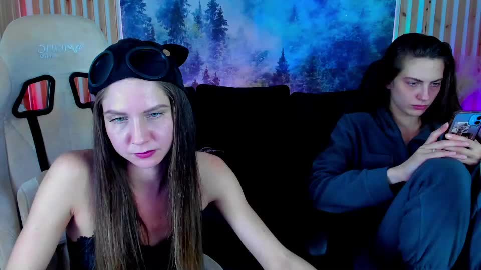 emilywiled Live Sex December 17, 2025