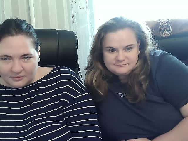 HollyXEva Live Sex December 13, 2025