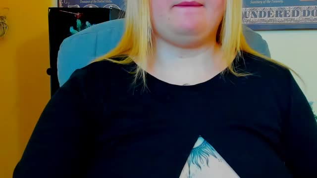 Doliss Live Sex December 17, 2025