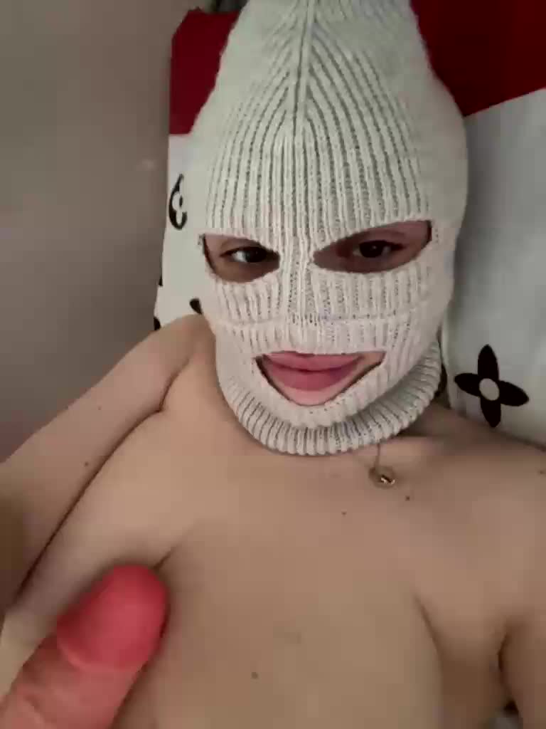 Bitttccchhh Live Sex December 14, 2025