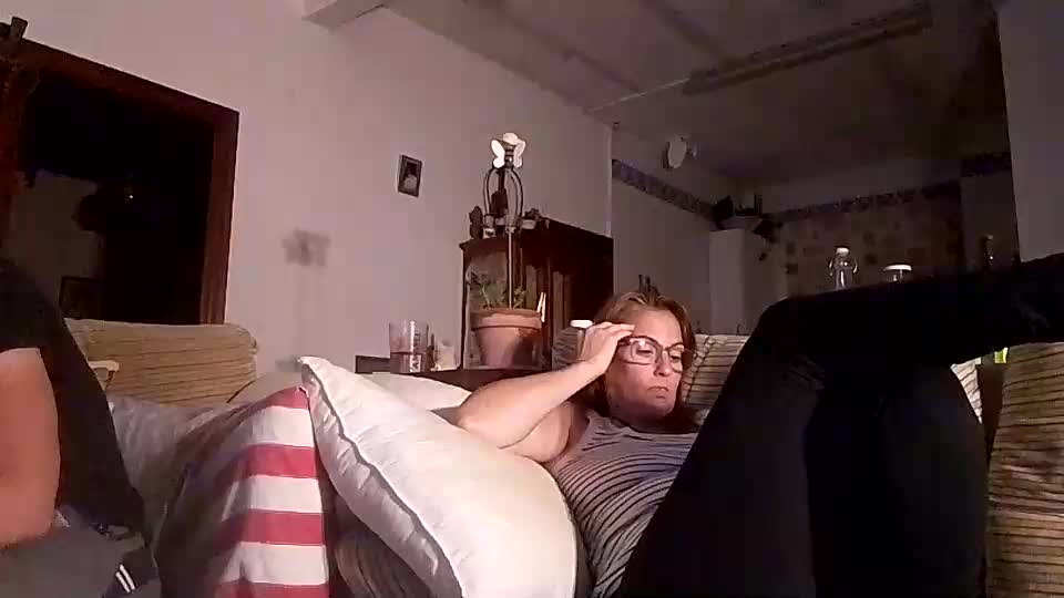 lolahueso Live Sex December 18, 2025