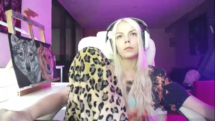 tinykylie Live Sex December 13, 2025