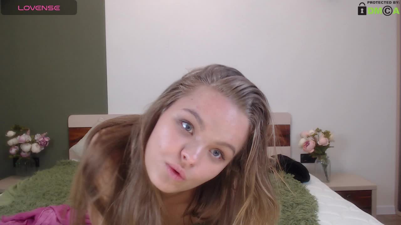 ChloeFablen Live Sex December 12, 2025