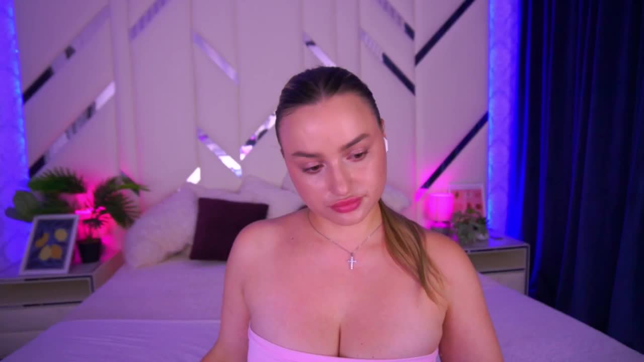 FloraGreys Live Sex December 14, 2025