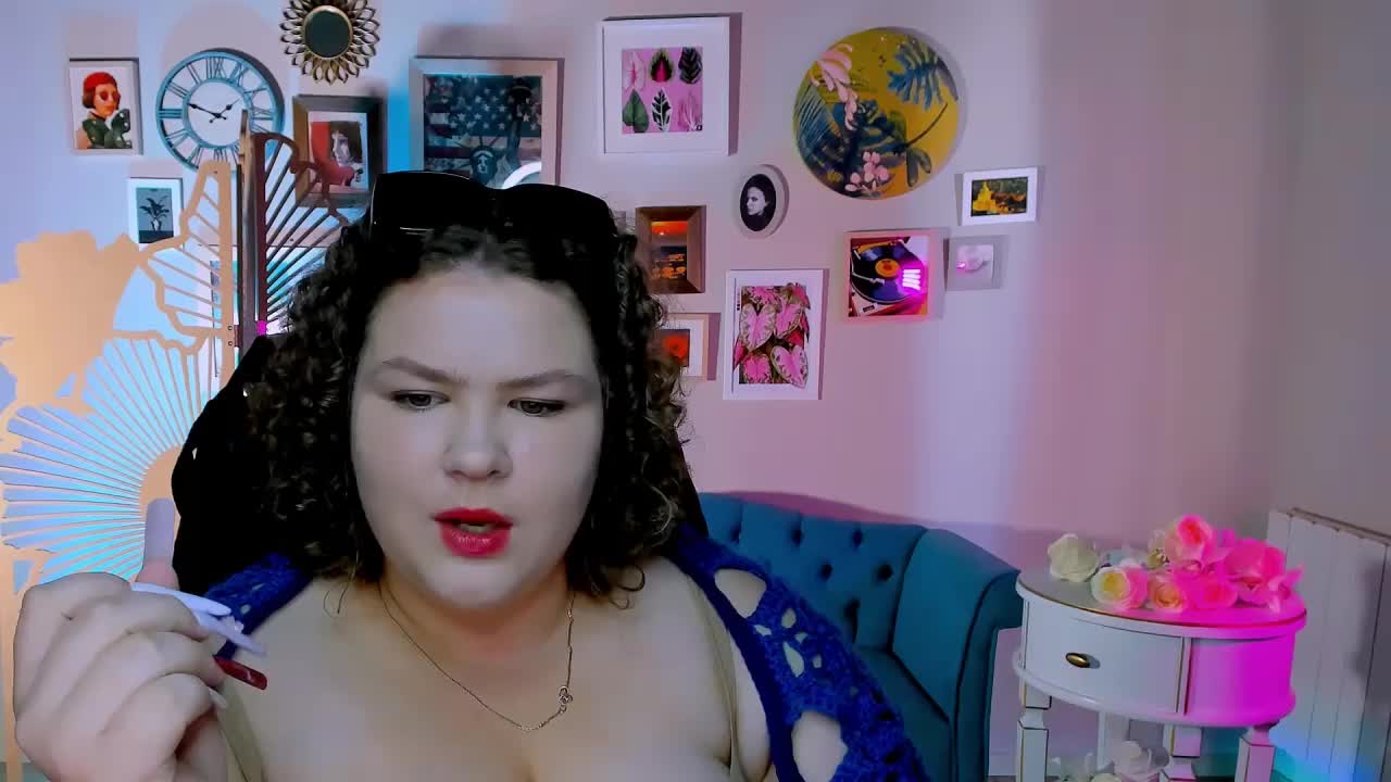 FlorenceAnderson Live Sex December 14, 2025