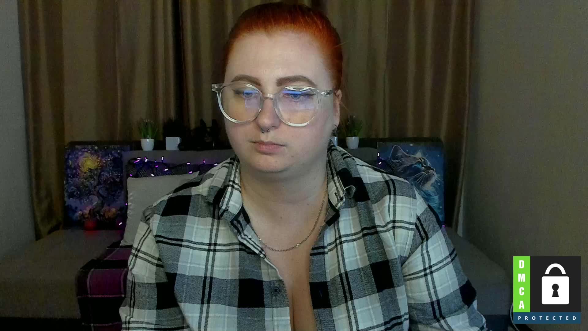 Aliciaredluv Live Sex December 17, 2025