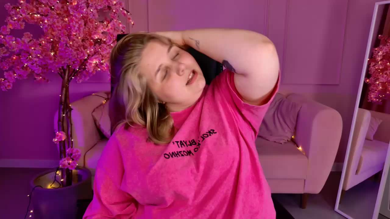 SladaDell Live Sex December 18, 2025