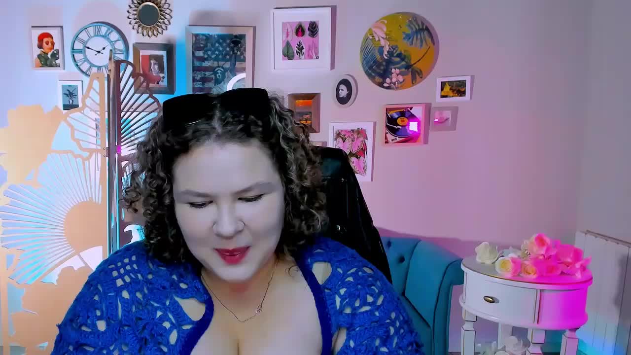 FlorenceAnderson Live Sex December 14, 2025