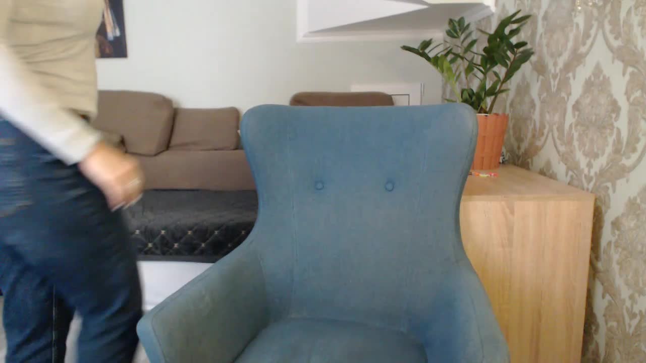 Mallinia Live Sex December 15, 2025