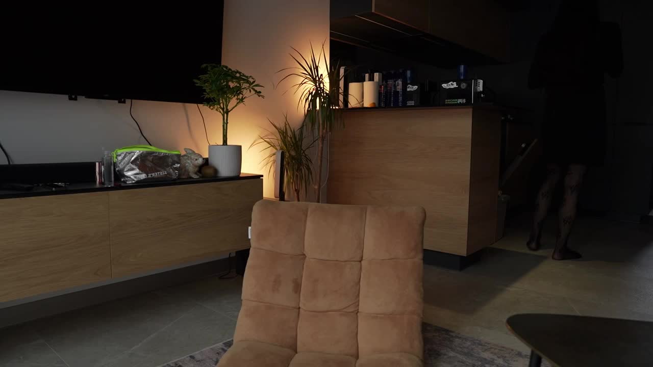 ibiddi Live Sex December 18, 2025