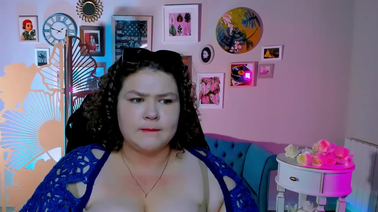 FlorenceAnderson Live Sex December 14, 2025