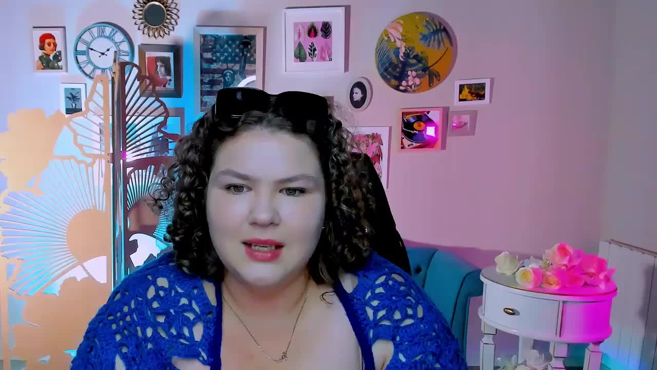 FlorenceAnderson Live Sex December 14, 2025