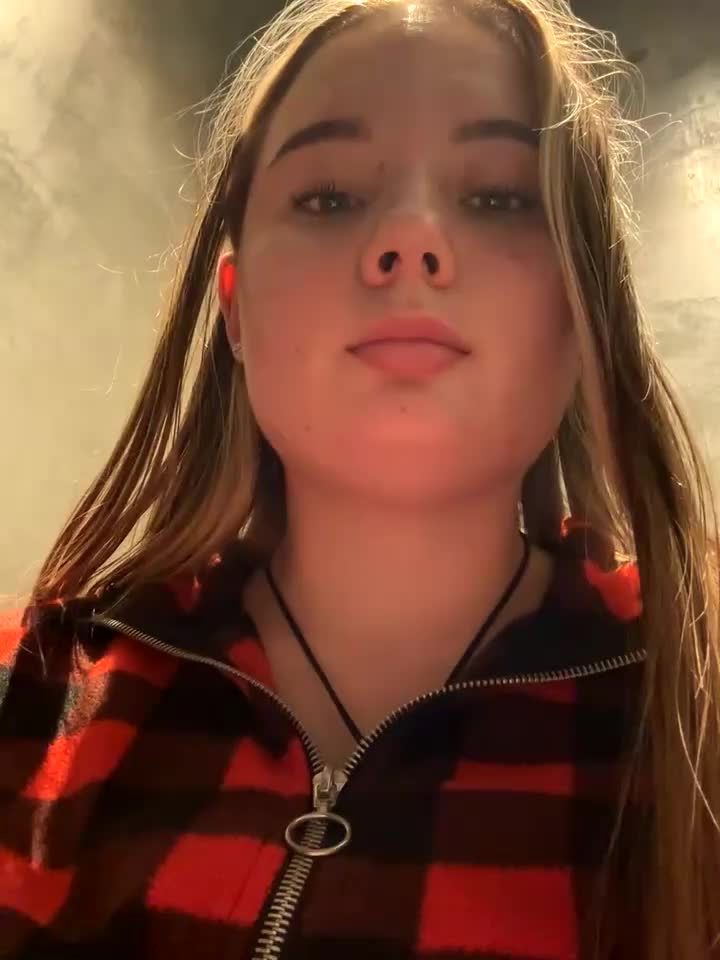 StephanieMur Live Sex December 18, 2025