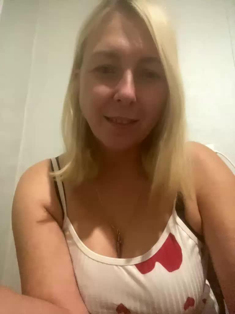 Xyligana Live Sex December 17, 2025