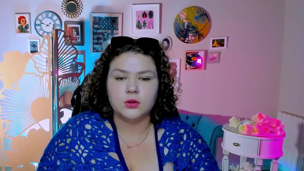 FlorenceAnderson Live Sex December 14, 2025