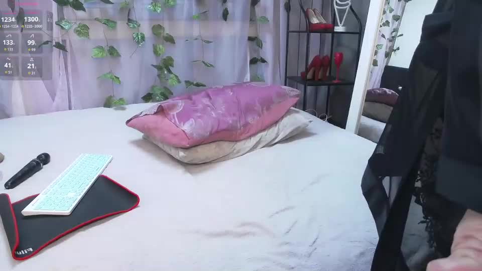 lorabigass Live Sex December 13, 2025