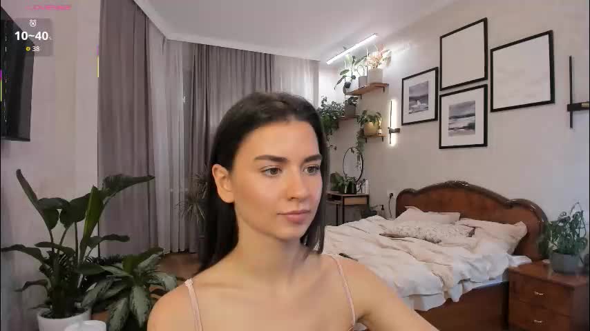 nicoleluuv Live Sex December 14, 2025