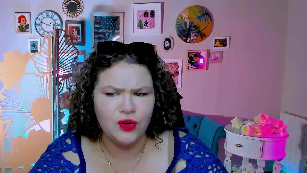 FlorenceAnderson Live Sex December 14, 2025