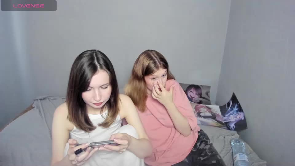 eumomino Live Sex December 14, 2025