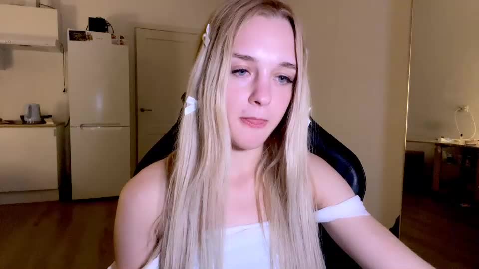 sailormoon666_ Live Sex December 17, 2025