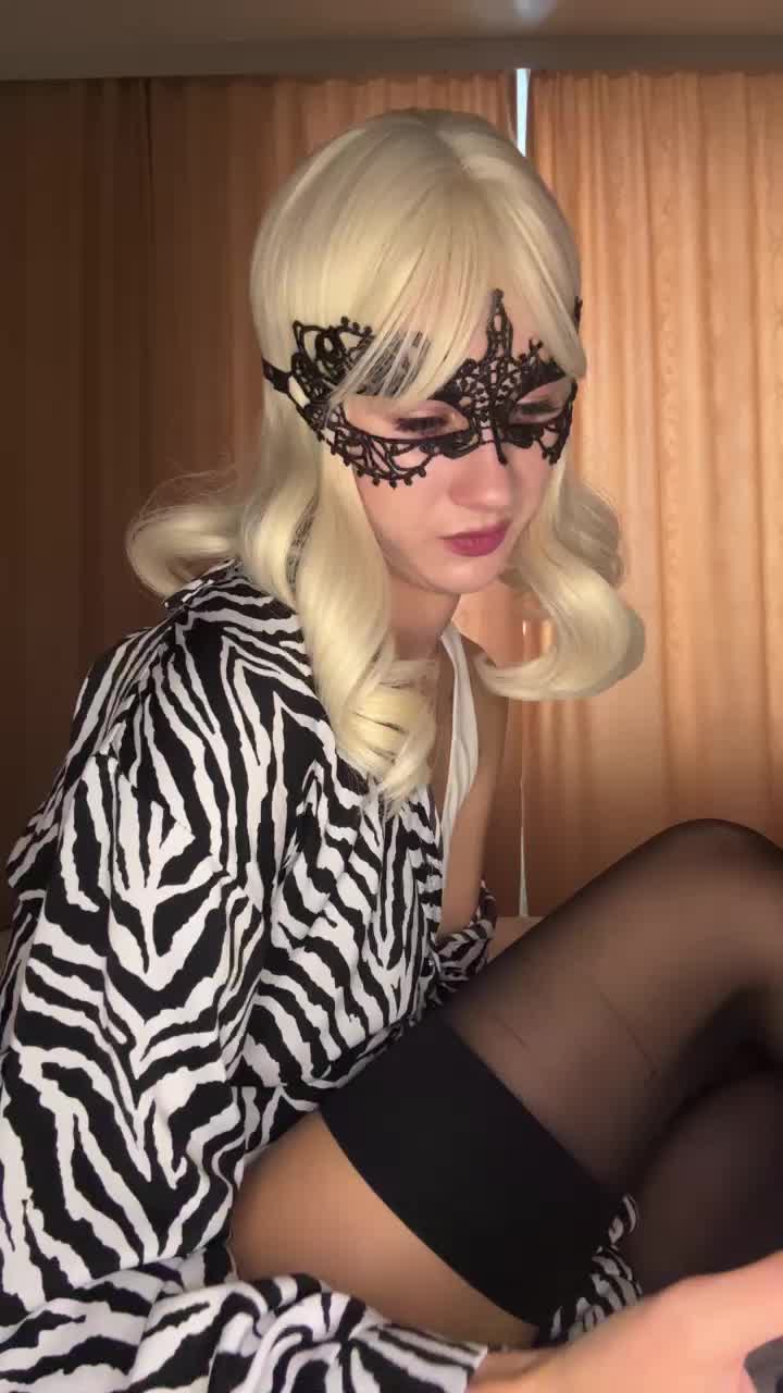 U-Moni Live Sex December 15, 2025