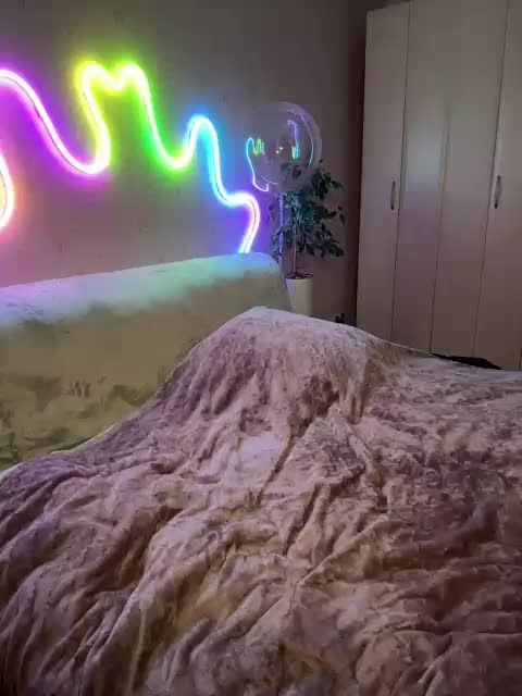 Klubnika13 Live Sex December 13, 2025