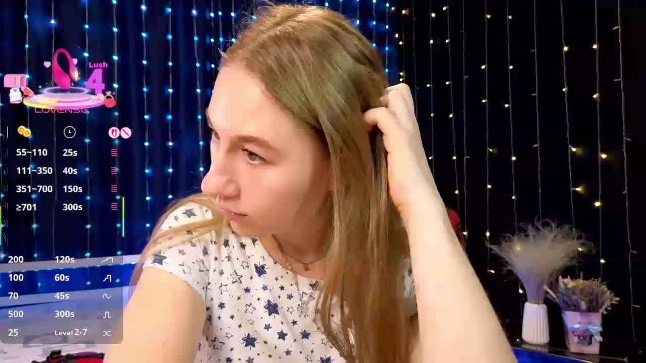 kiskaWEDNESDAY Live Sex December 17, 2025