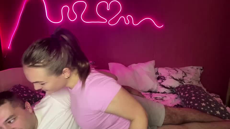 deeplookscouple Live Sex December 13, 2025