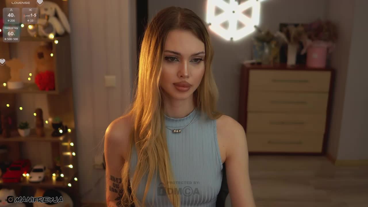 ManiFreyja Live Sex December 17, 2025