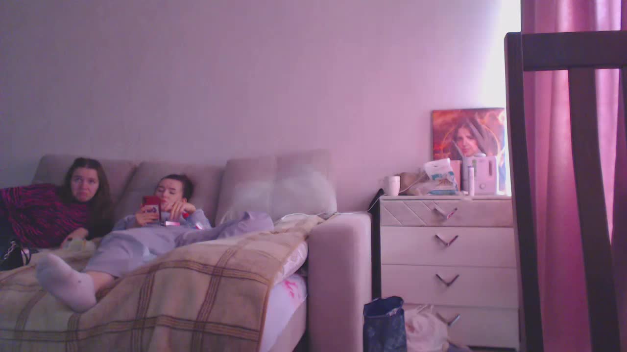 Sweet_mila_eva_ Live Sex December 13, 2025