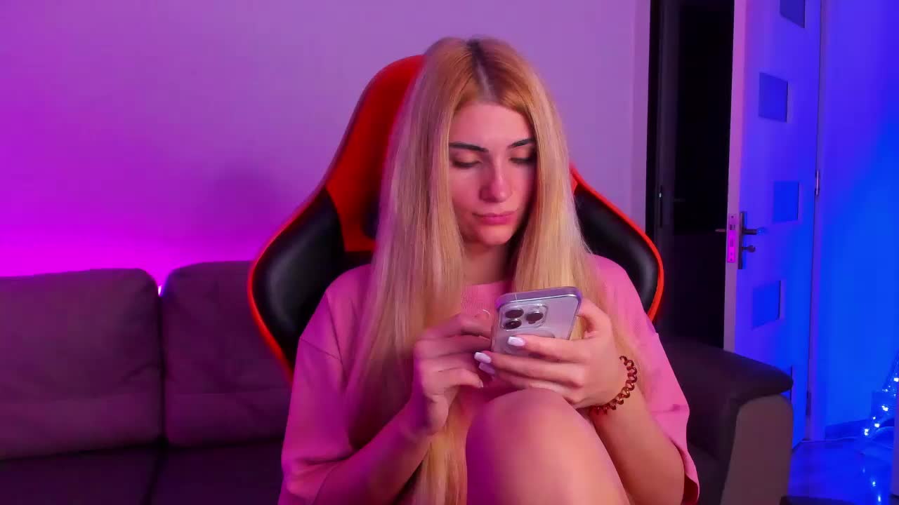 Lynx Live Sex December 14, 2025