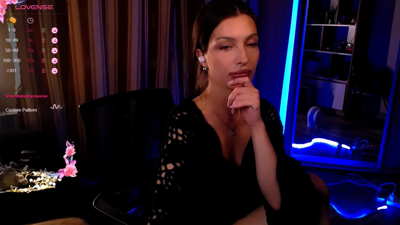 LauraBess Live Sex December 12, 2025