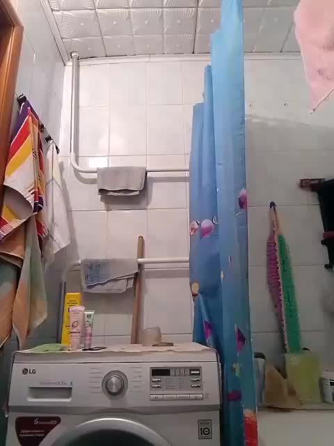 KONFETKAA-1 Live Sex September 30, 2025