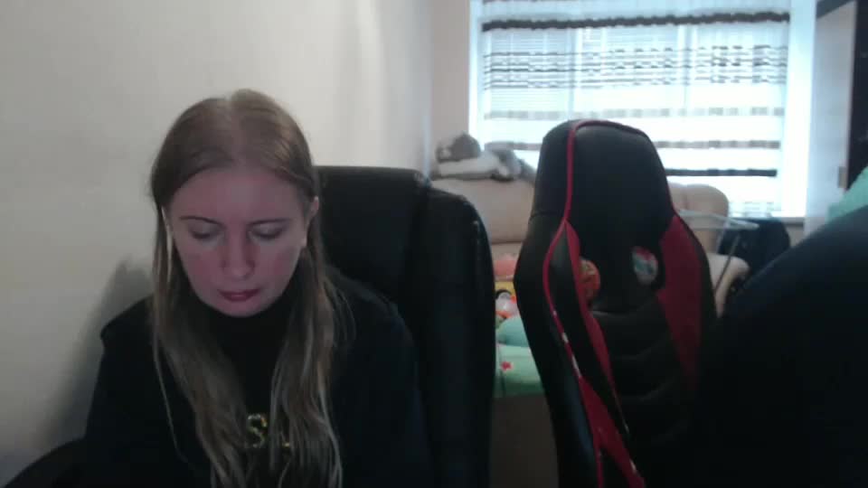 jenisandpeter Live Sex December 19, 2025