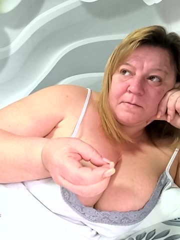 jusichka Live Sex December 17, 2025