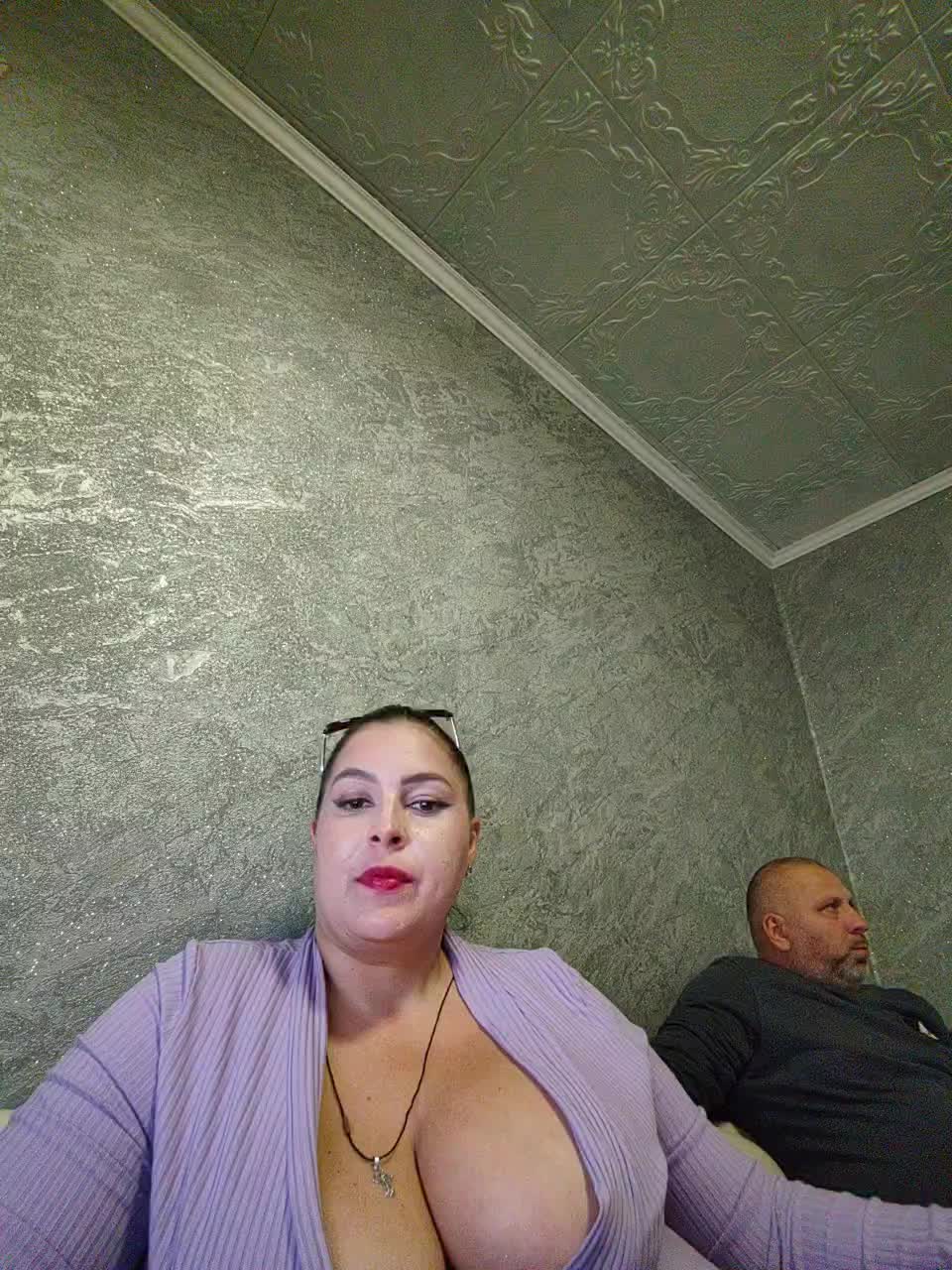 Cleopatra1990 Live Sex December 18, 2025