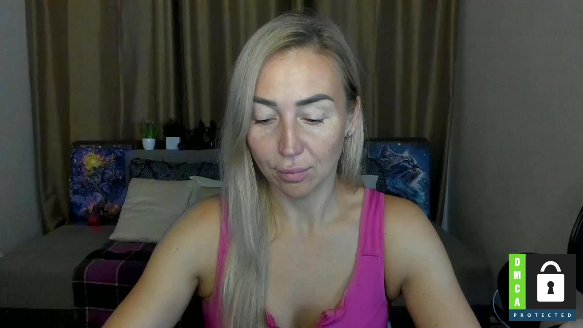 Jullyblondkiss Live Sex December 14, 2025