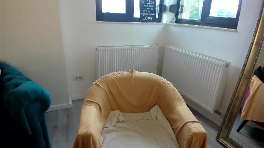 julya_lexa Live Sex December 17, 2025