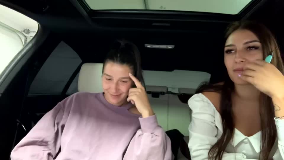 squirt_bunny77 Live Sex December 17, 2025