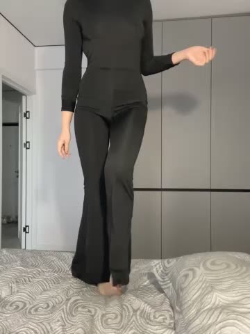 CurlyLara Live Sex December 17, 2025