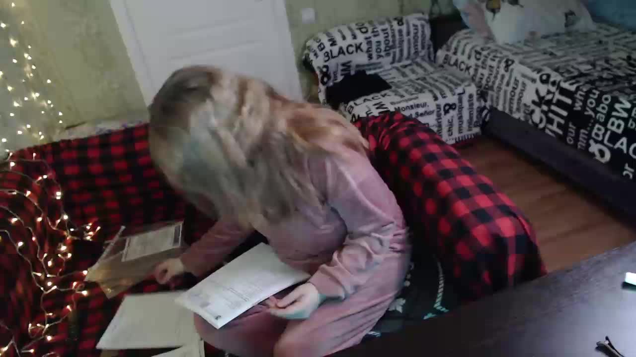 MeganIris Live Sex December 18, 2025