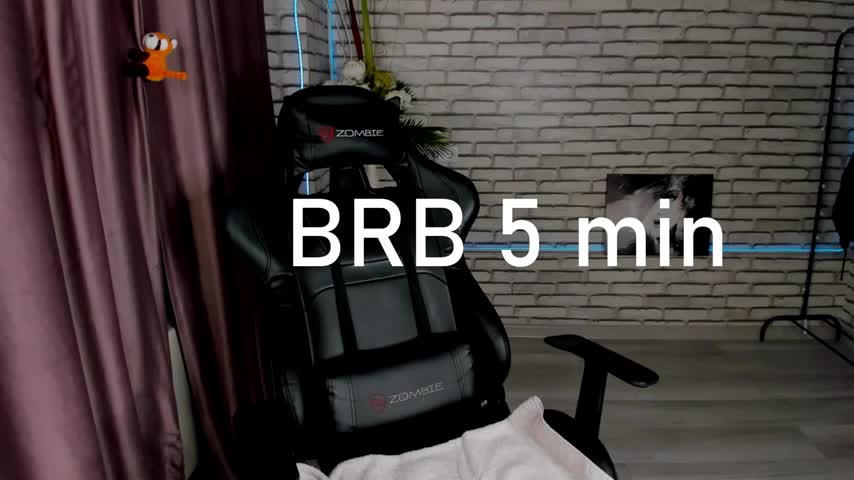 lasly_moon Live Sex December 17, 2025