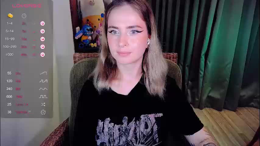 shyfoxxxy Live Sex December 13, 2025