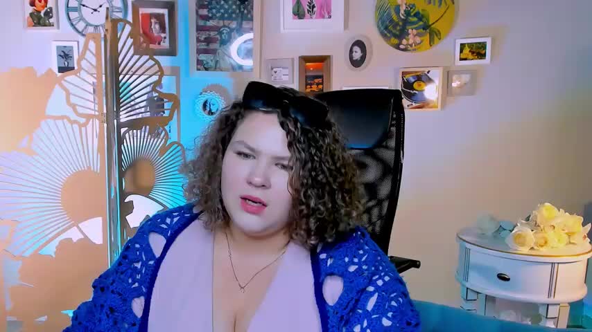 FlorenceAnderson Live Sex December 14, 2025