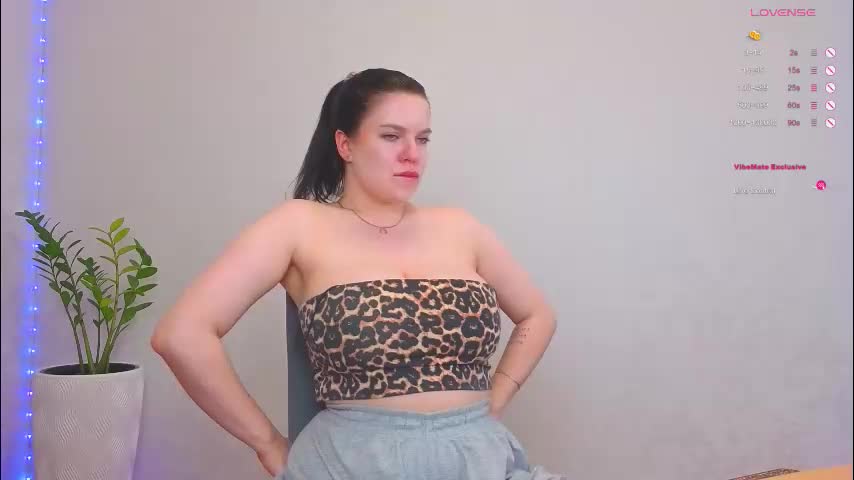 lovlybambi Live Sex December 17, 2025