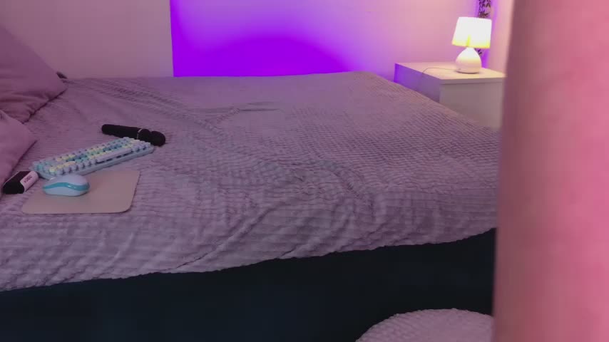 Peach_Avalanche Live Sex 2025.10.01