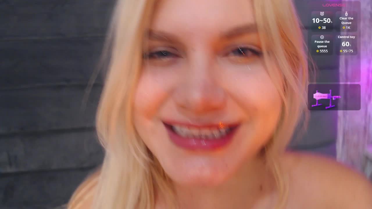 CrystalWoods94 Live Sex December 14, 2025